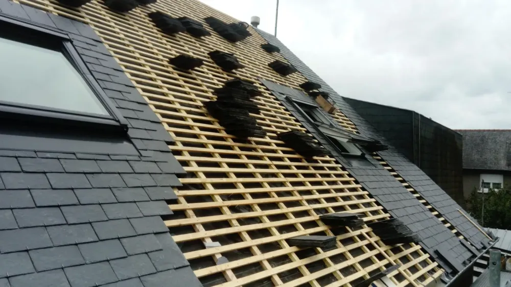 Rénovation toiture à Rives-du-Couesnon